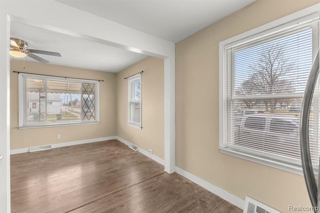 29070 Block Street, Garden City, MI 48135