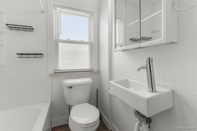 29070 Block Street, Garden City, MI 48135