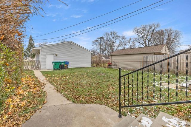 29070 Block Street, Garden City, MI 48135