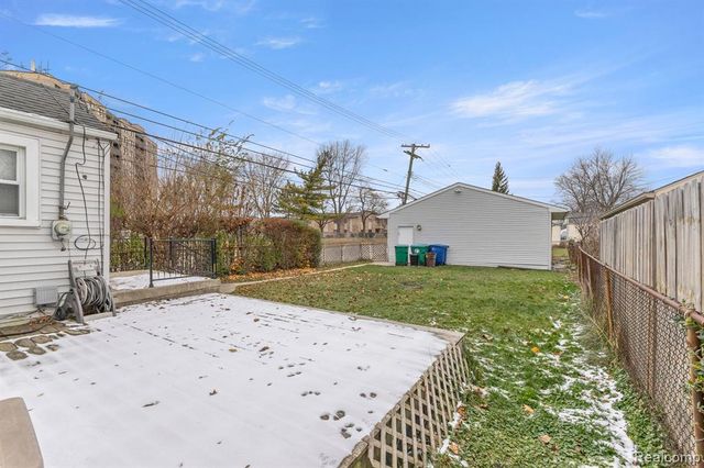 29070 Block Street, Garden City, MI 48135