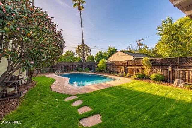 5415 Carpenter Avenue, Valley Village, CA 91607