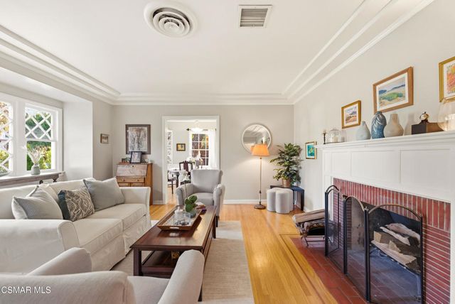 5415 Carpenter Avenue, Valley Village, CA 91607