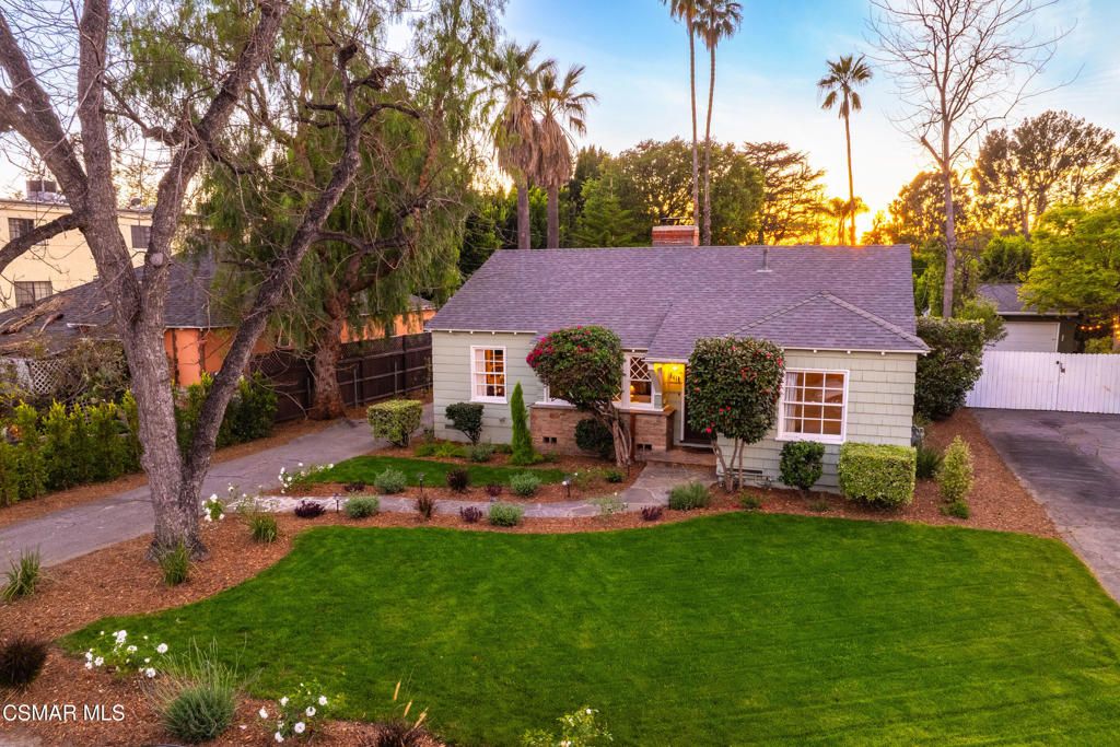 5415 Carpenter Avenue, Valley Village, CA 91607