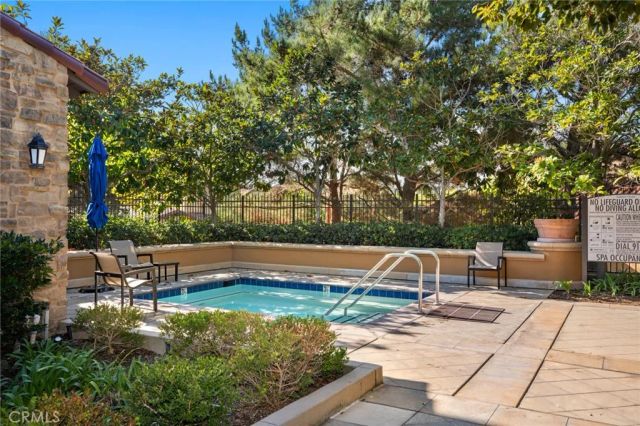 108 Jadestone, Irvine, CA 92603