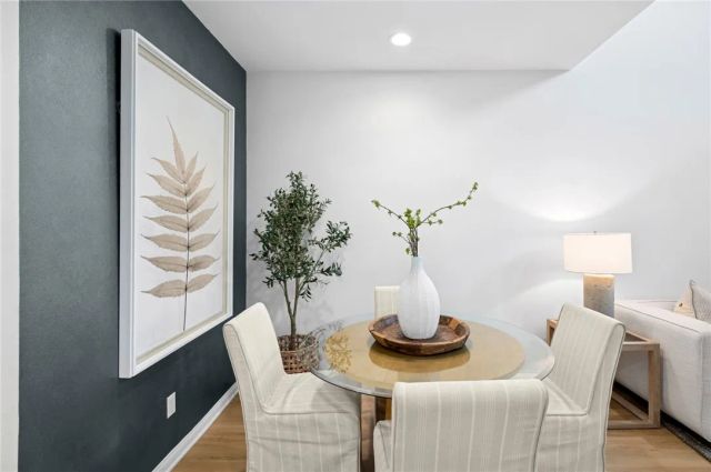 108 Jadestone, Irvine, CA 92603