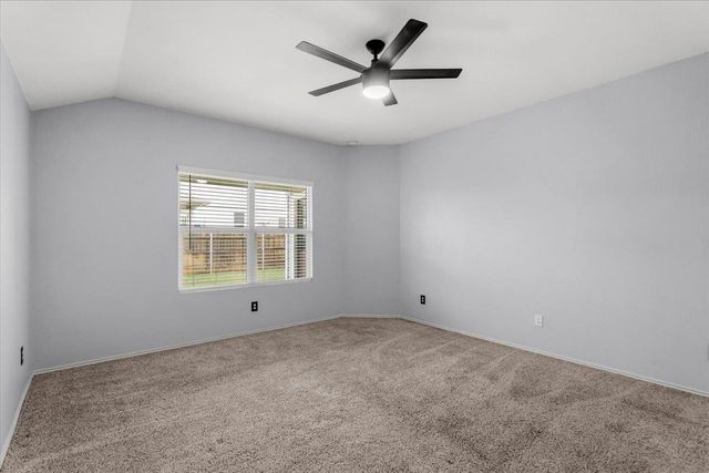105 Guardian Angel CT, Jarrell, TX 76537