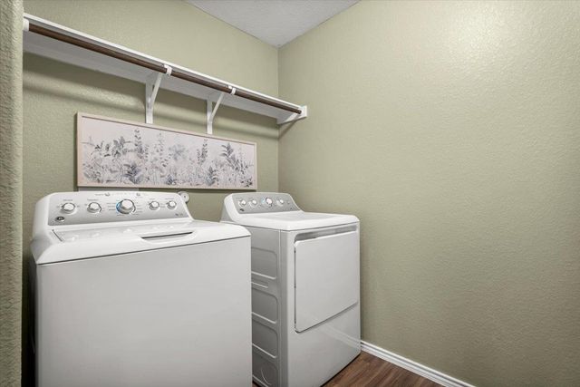 105 Guardian Angel CT, Jarrell, TX 76537