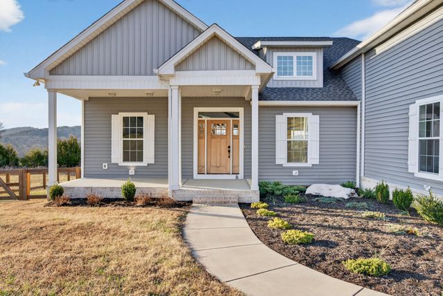 630 Bridle Path Ln, Hartsville, TN 37074