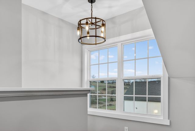 630 Bridle Path Ln, Hartsville, TN 37074