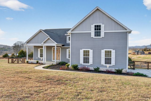 630 Bridle Path Ln, Hartsville, TN 37074