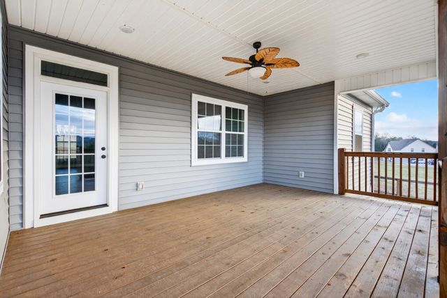 630 Bridle Path Ln, Hartsville, TN 37074