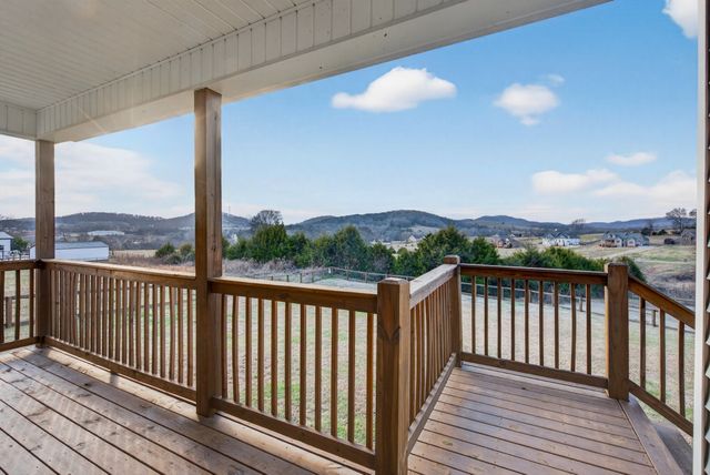 630 Bridle Path Ln, Hartsville, TN 37074