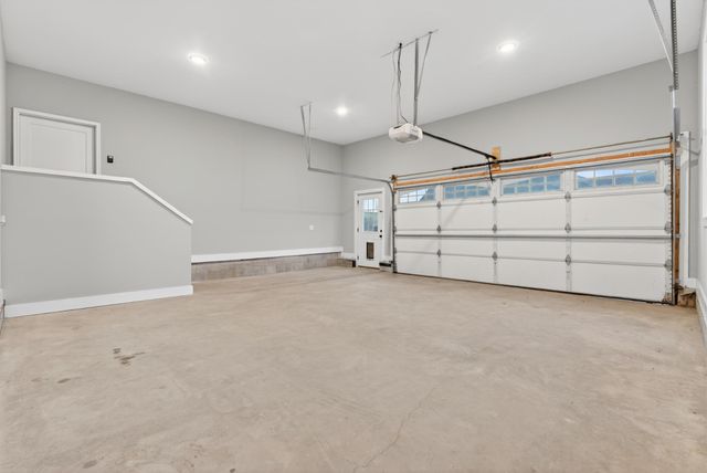 630 Bridle Path Ln, Hartsville, TN 37074