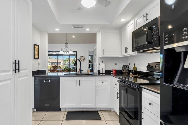 6119 Lakemont Circle, Greenacres, FL 33463