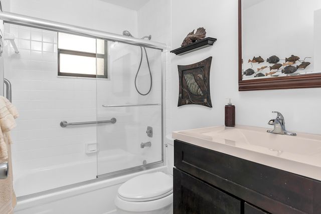 6119 Lakemont Circle, Greenacres, FL 33463