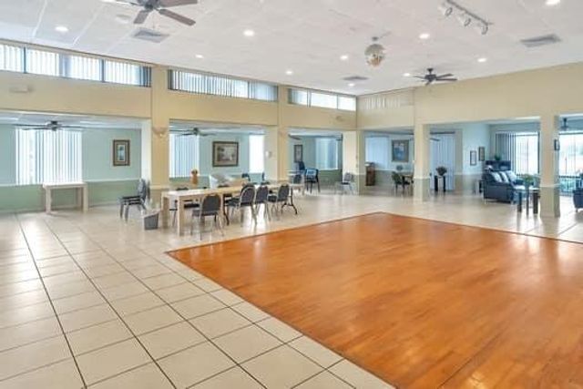 6119 Lakemont Circle, Greenacres, FL 33463