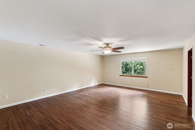 8725 SE Yeshua Lane, Port Orchard, WA 98367