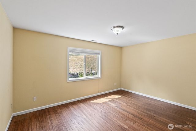 8725 SE Yeshua Lane, Port Orchard, WA 98367