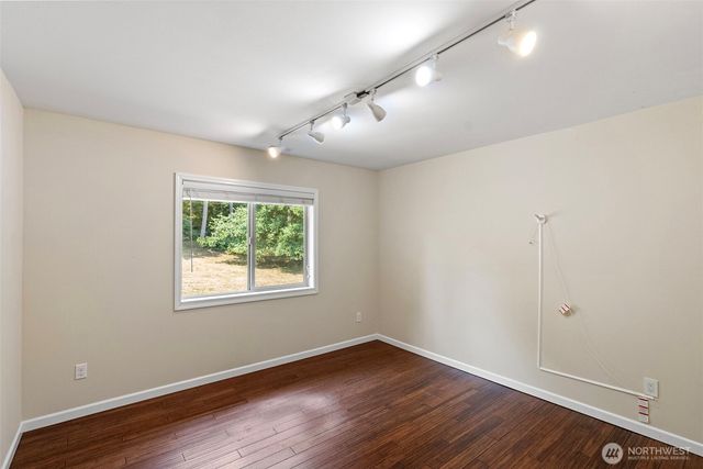 8725 SE Yeshua Lane, Port Orchard, WA 98367