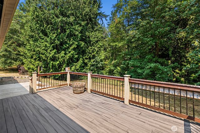 8725 SE Yeshua Lane, Port Orchard, WA 98367