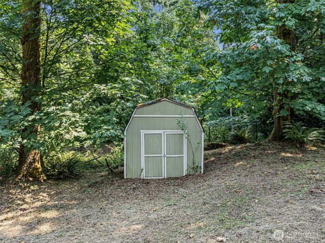 8725 SE Yeshua Lane, Port Orchard, WA 98367