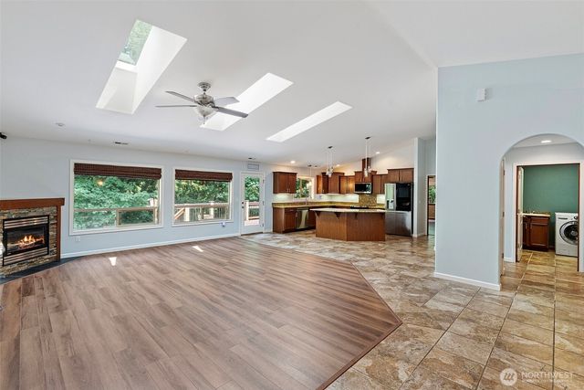 8725 SE Yeshua Lane, Port Orchard, WA 98367