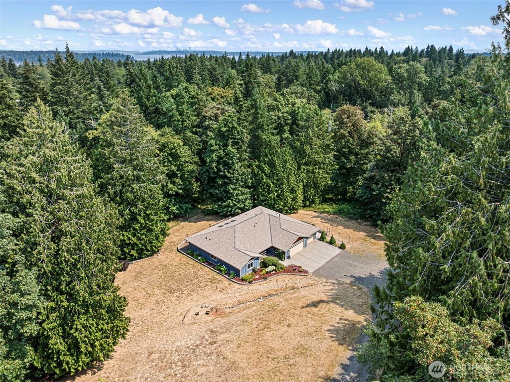 8725 SE Yeshua Lane, Port Orchard, WA 98367
