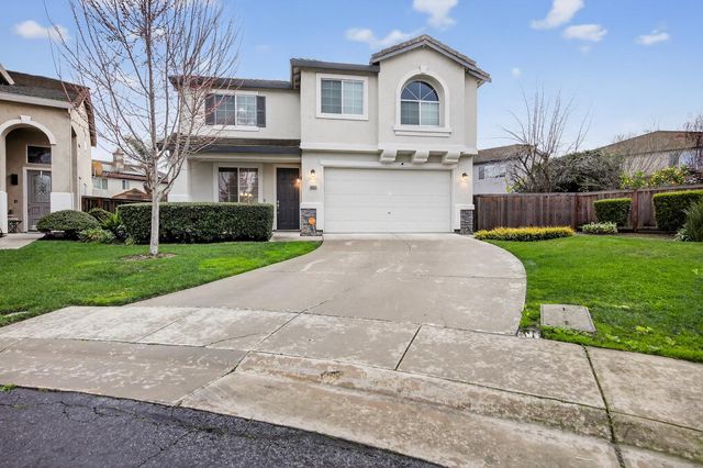 5506 Thornhill Ct, Stockton, CA 95219