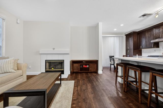 5506 Thornhill Ct, Stockton, CA 95219