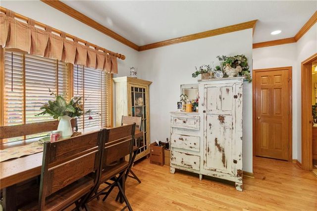 15733 Pine Circle, Basehor, KS 66007