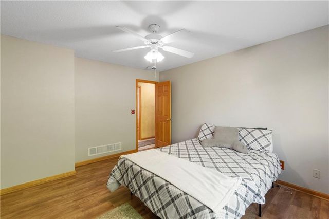 15733 Pine Circle, Basehor, KS 66007