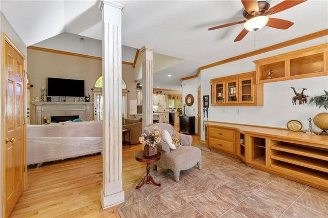 15733 Pine Circle, Basehor, KS 66007