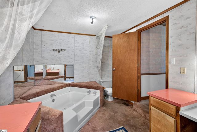 121 Hadden Heights Road, Spartanburg, SC 29301