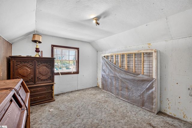 121 Hadden Heights Road, Spartanburg, SC 29301