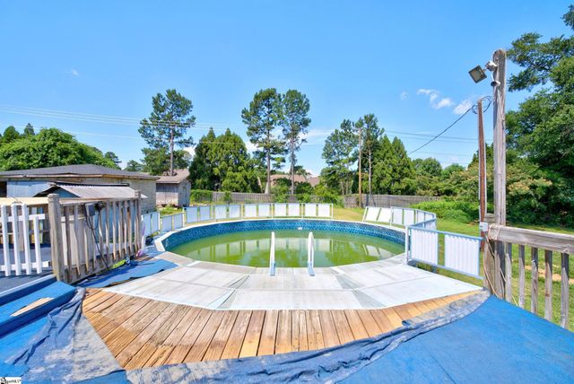 121 Hadden Heights Road, Spartanburg, SC 29301