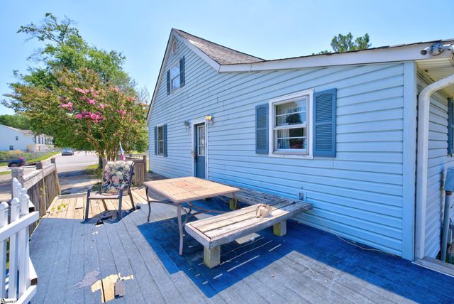 121 Hadden Heights Road, Spartanburg, SC 29301
