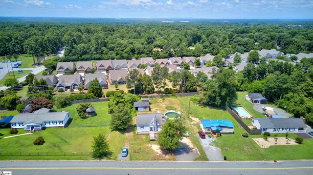 121 Hadden Heights Road, Spartanburg, SC 29301