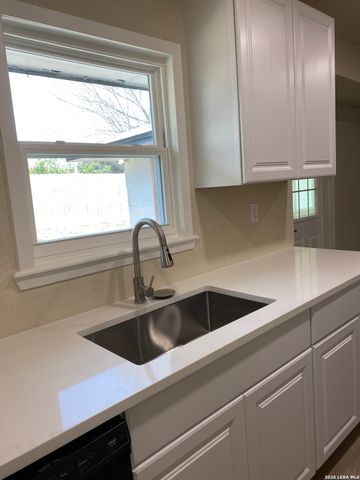 14147 Swallow, San Antonio, TX 78217