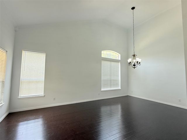 1313 Baythorne Drive, Lewisville, TX 75077