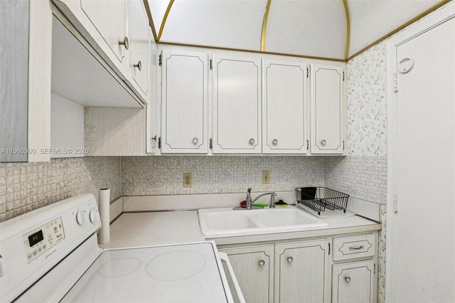 310 S Cypress Rd 730, Pompano Beach, FL 33060