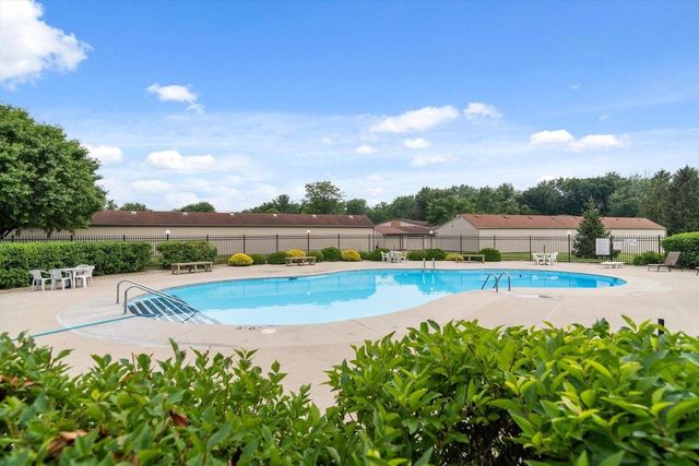 W169N11450 Biscayne DRIVE, Germantown, WI 53022