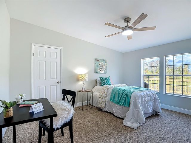 5221 R M D AVENUE, Plant City, FL 33566