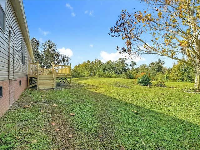 5221 R M D AVENUE, Plant City, FL 33566