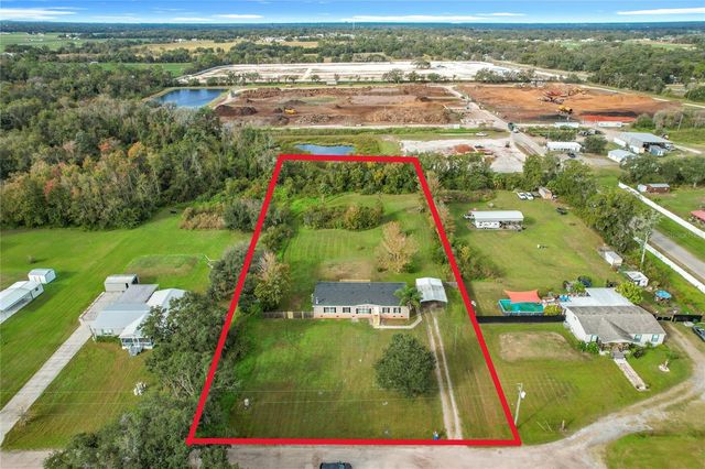 5221 R M D AVENUE, Plant City, FL 33566