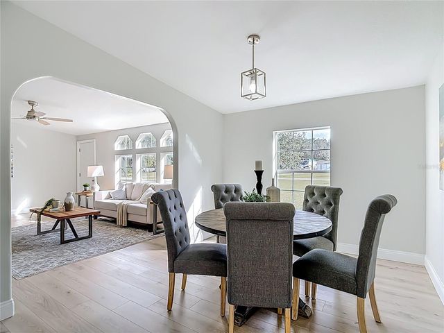 5221 R M D AVENUE, Plant City, FL 33566