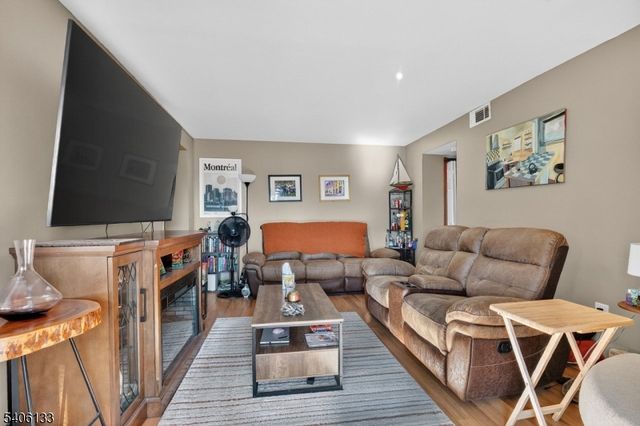 1300 Rock Ave F3, North Plainfield Boro, NJ 07060