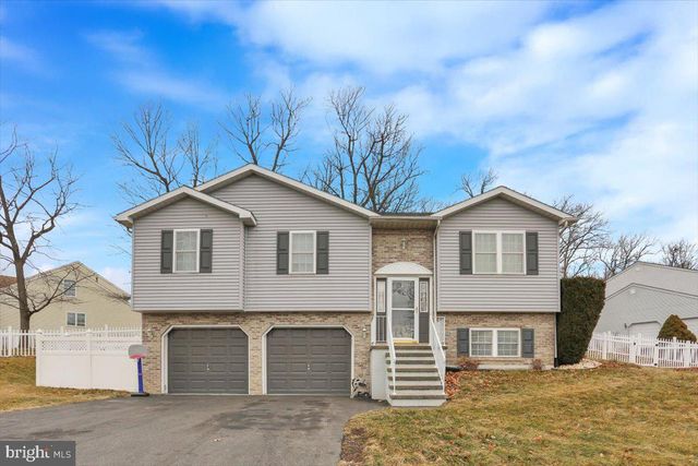 32 JACK AND JILL DR, Schuylkill Haven, PA 17972