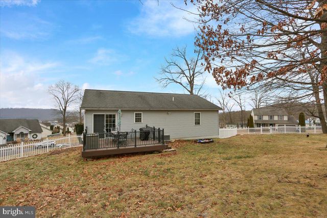 32 JACK AND JILL DR, Schuylkill Haven, PA 17972