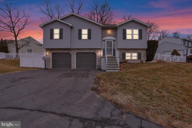 32 JACK AND JILL DR, Schuylkill Haven, PA 17972