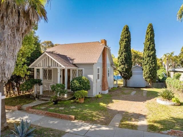 3379 Roosevelt St. Street, Carlsbad, CA 92008